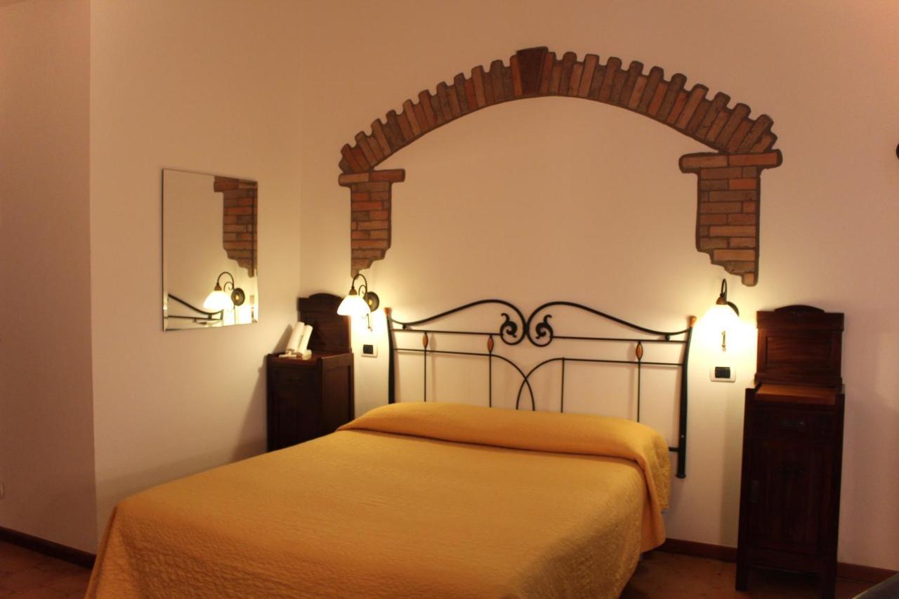 Casale Del Fattore 체세나 외부 사진